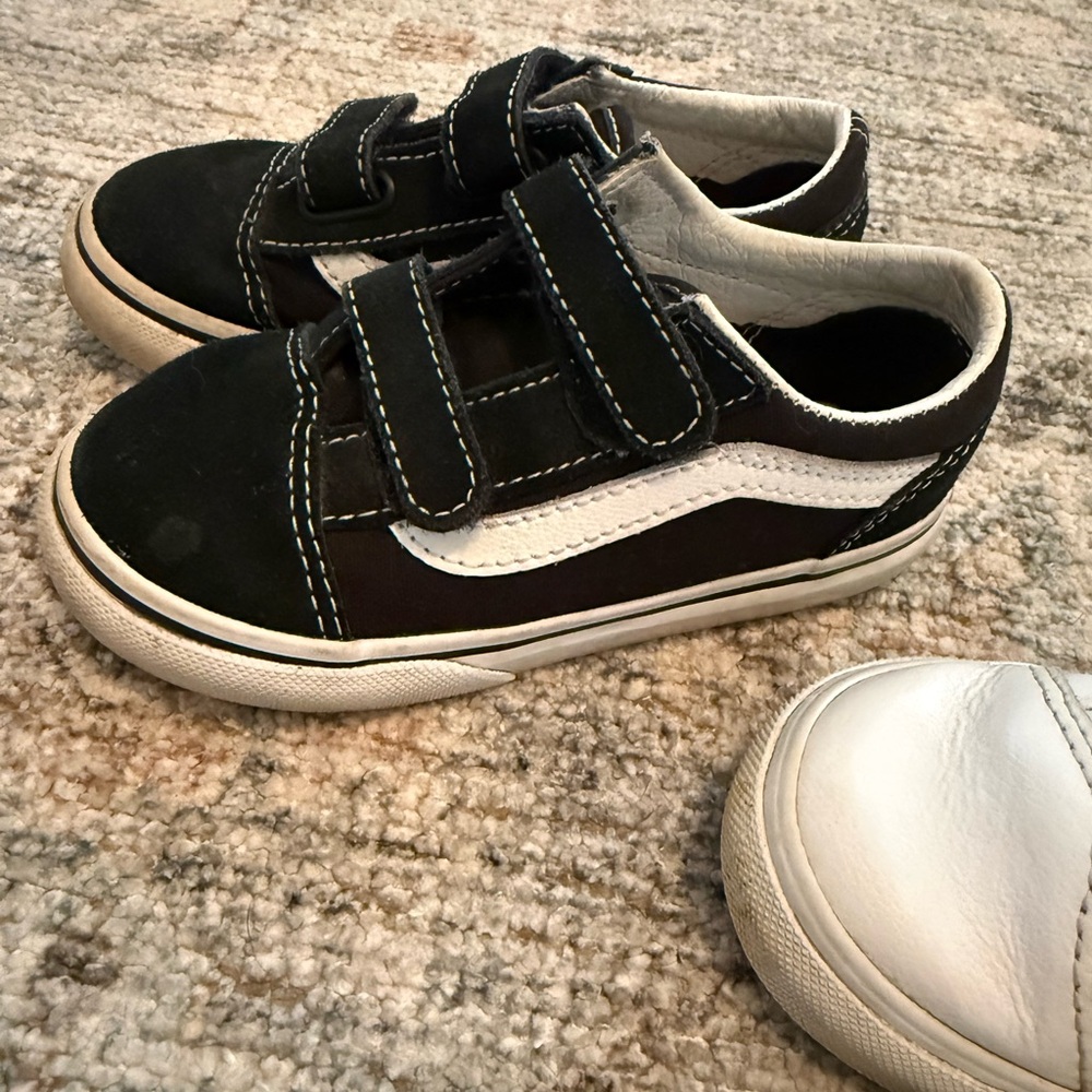 Stylish Toddler boy Shoes in Black, White, Tan, and Brown - Picture 5 of 9